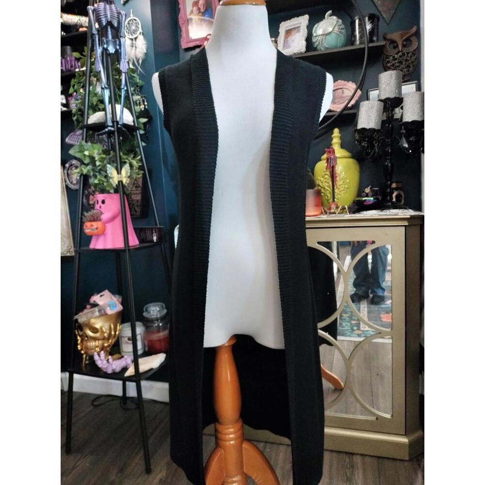 Long black sleeveless cardigan